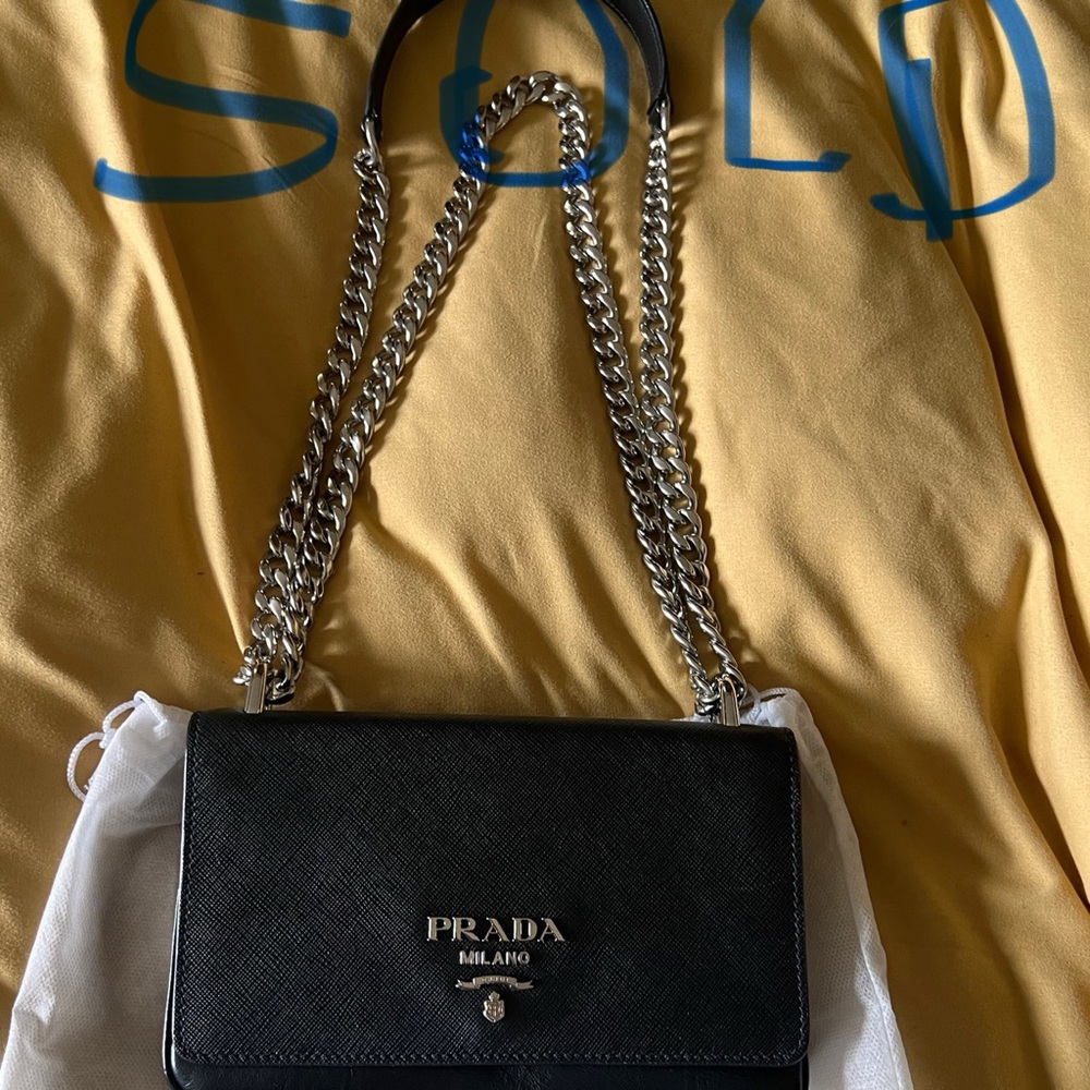 PRADA SAFFIANO LEATHER